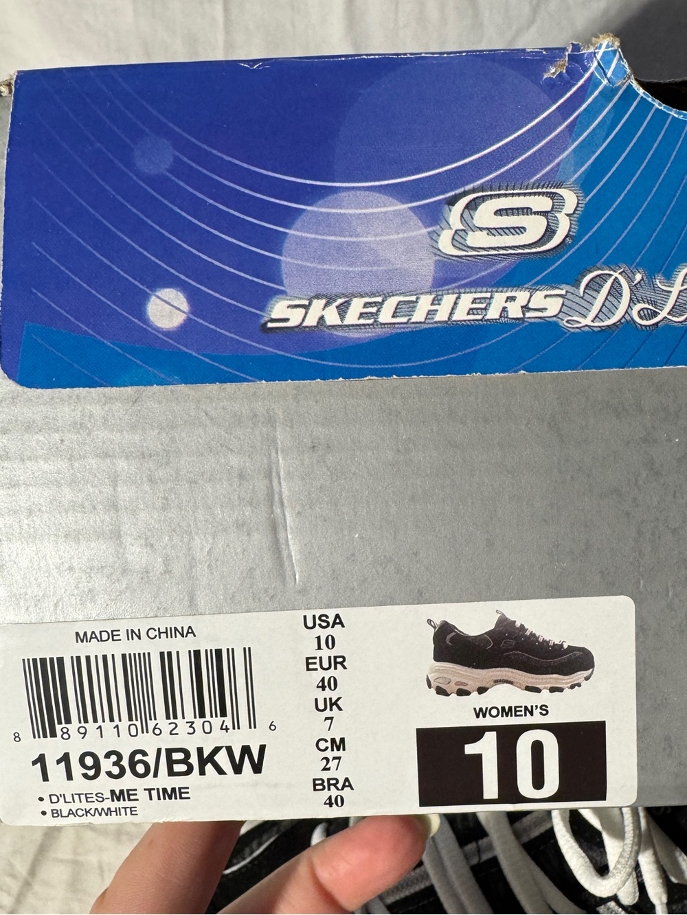NIB Skechers D’Lites Me Time in black and white - Picture 3 of 10
